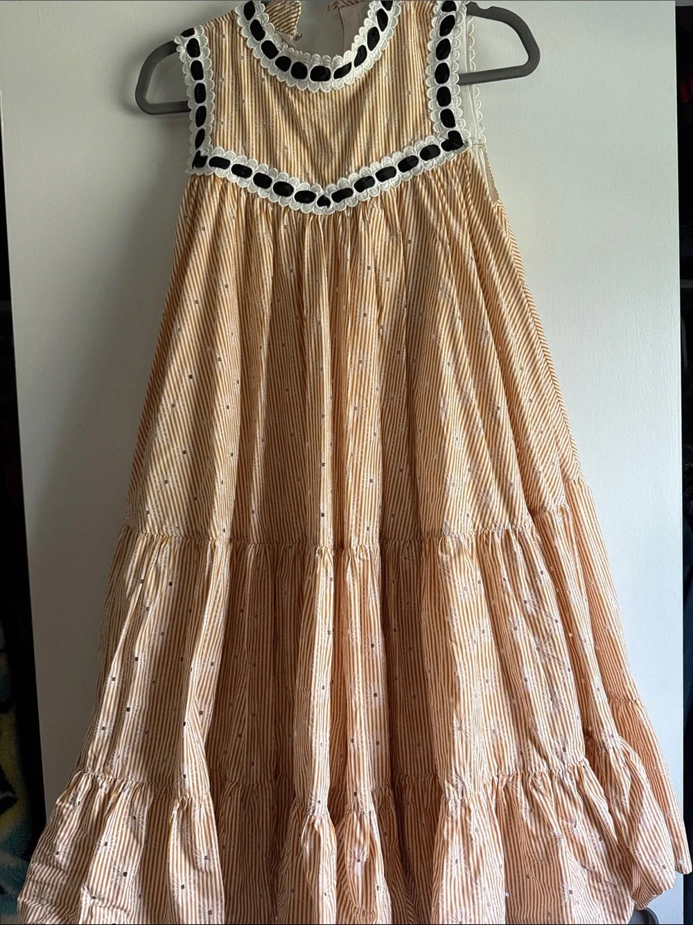 Lug Von Siga  dress missing size tag (M)